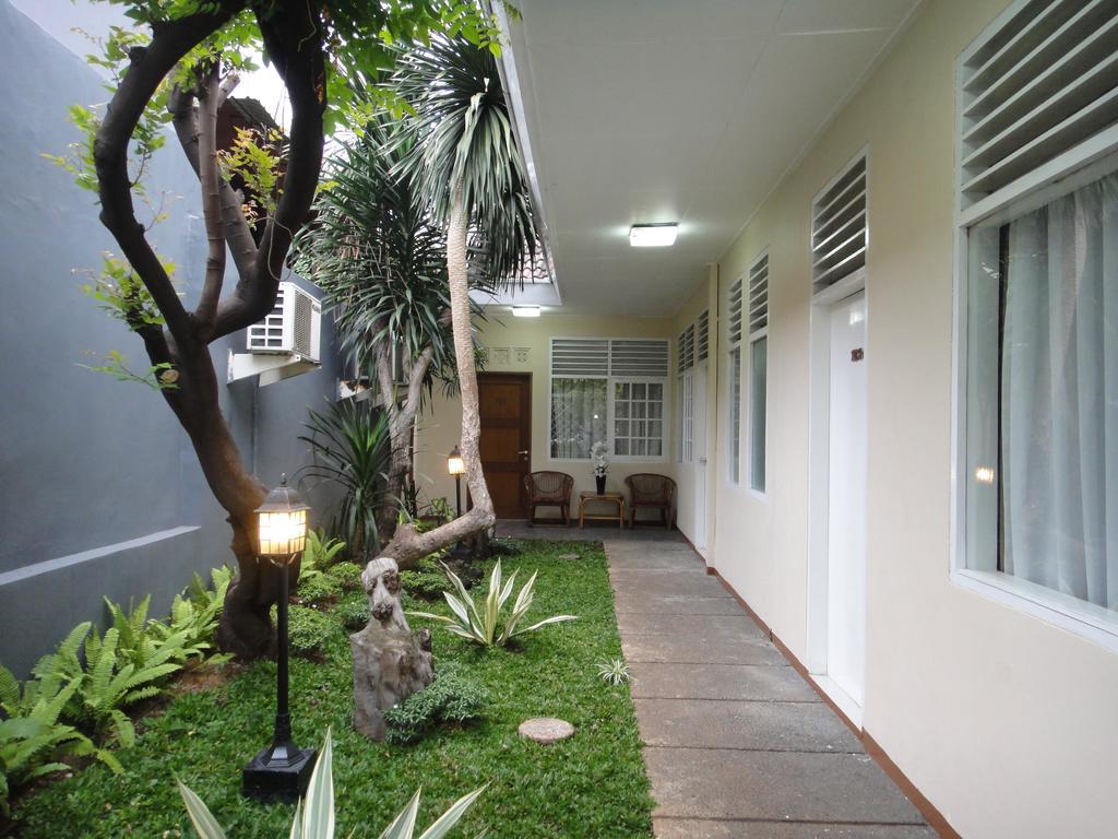 Gondia Guesthouse Yakarta Exterior foto