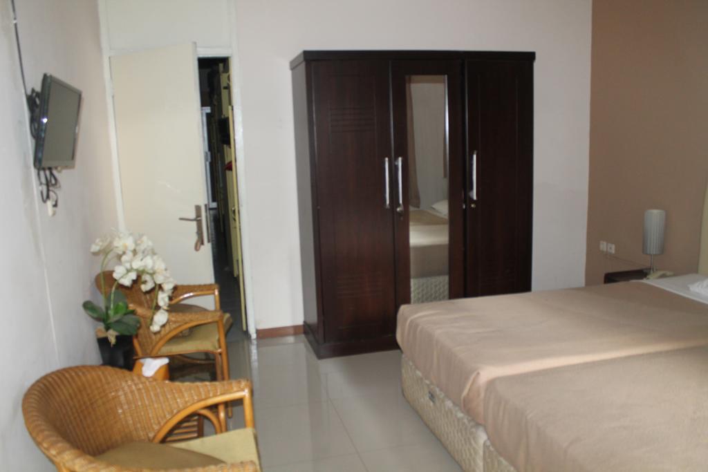 Gondia Guesthouse Yakarta Habitación foto